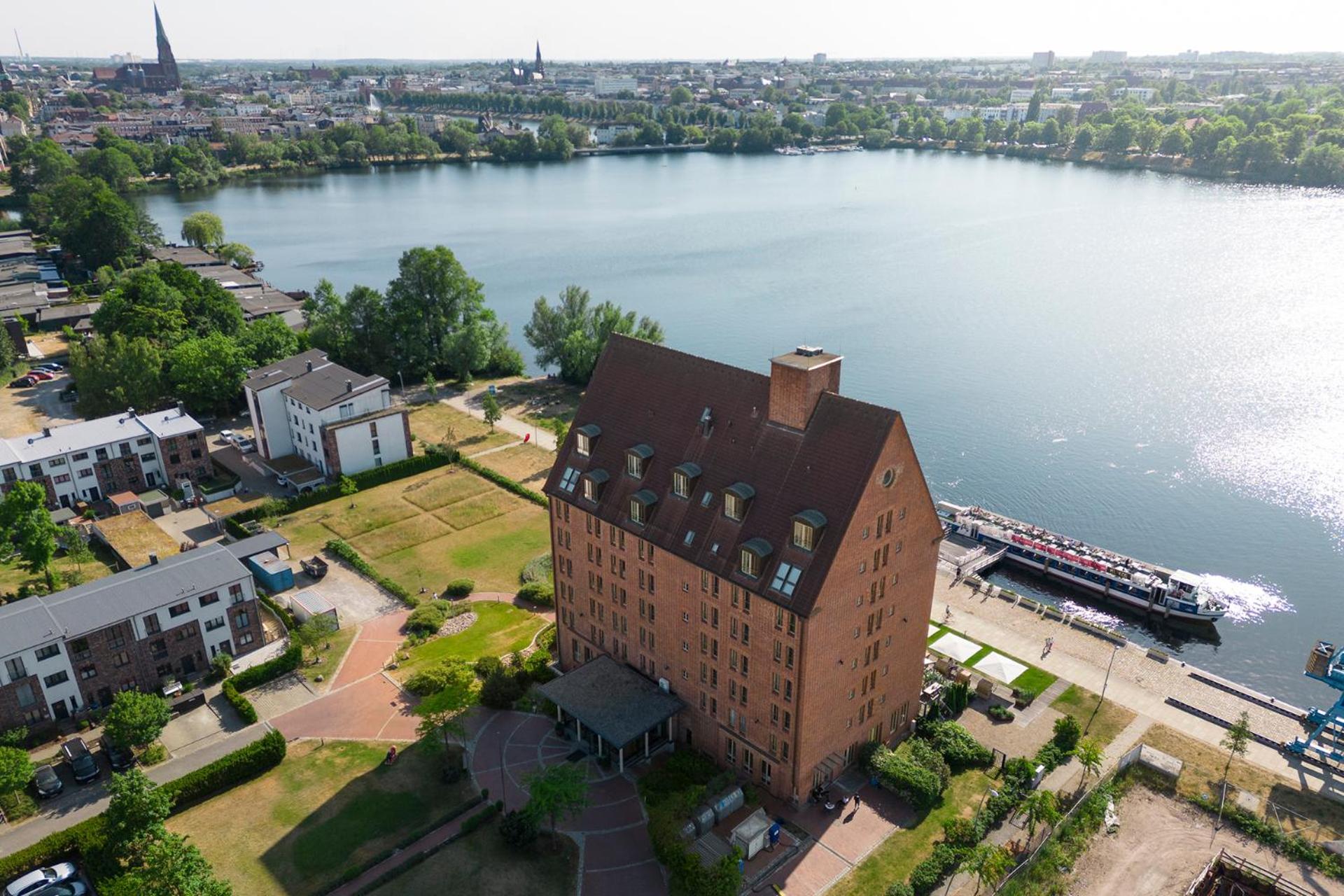 Hotel Speicher Am Ziegelsee Schwerin  Exterior photo